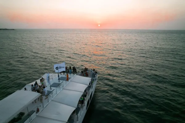 Catamaran Flamante - Image 2