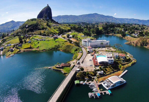 Guatapé Medellin - Image 2