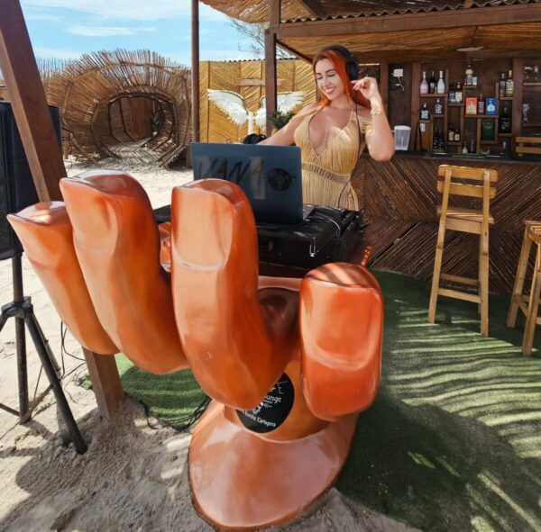 ANCESTRAL LOUNGE- PLAYA LINDA - Image 4
